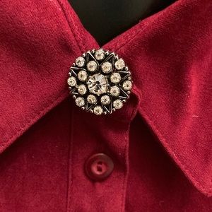 Selection of 3 VTG Single Cuff Links to be Worn as STATEMENT COLLAR BUTTONS